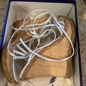 Stuart Weitzman Crafty White Mordore size 8